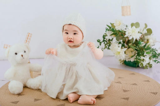 乌兰察布宝宝几个月抬头